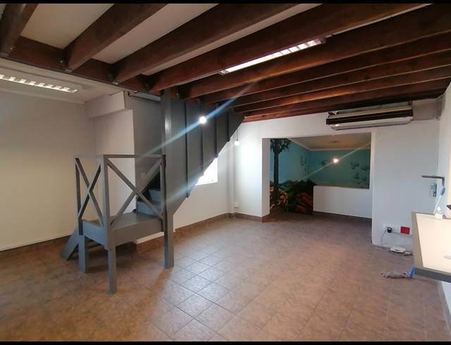 193M² OFFICE TO LET IN PAARDEN EILAND